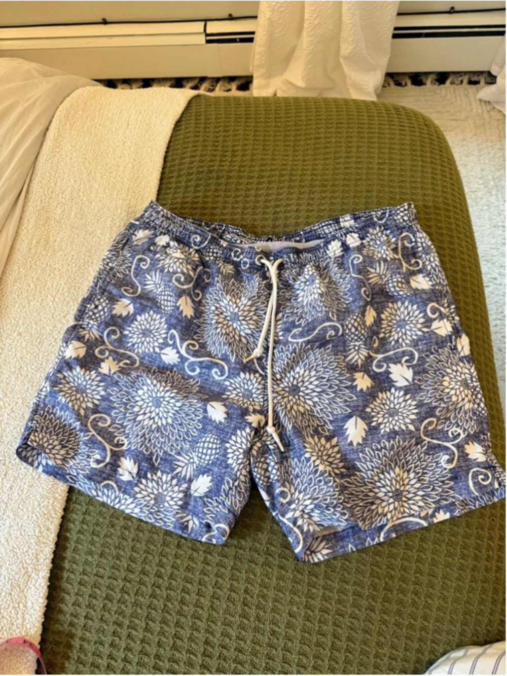 Men's Blue White Floral Swim Trunks XL